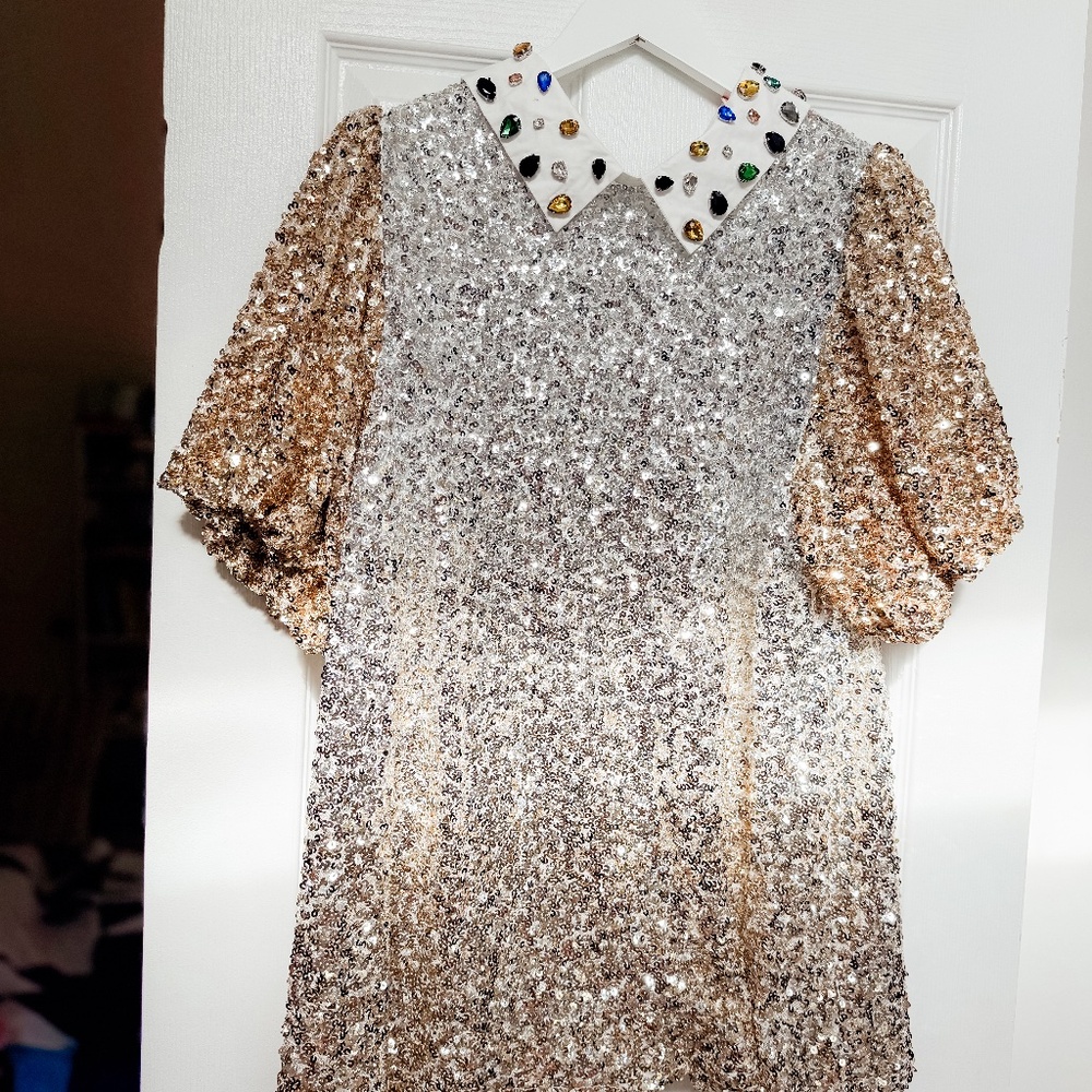 Ivy City Co Bedazzle Top in Metallic Sequin Blouse Size 1X